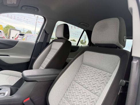 Certified 2024 Chevrolet Equinox LS w/ LS Convenience Package AWD/4WD image 9