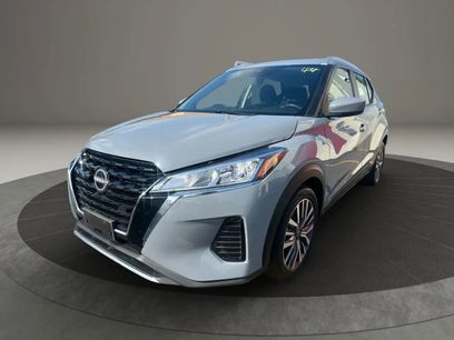 Used 2022 Nissan Kicks SV