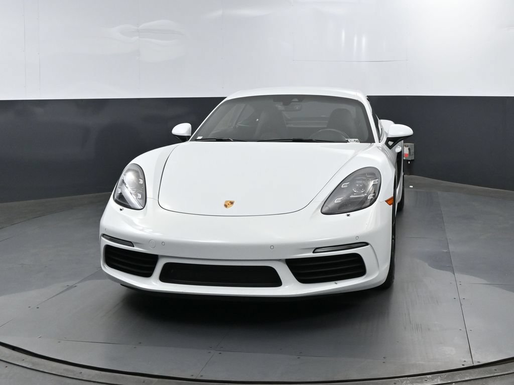 Used 2022 Porsche 718 Cayman w/ Premium Package RWD image 2