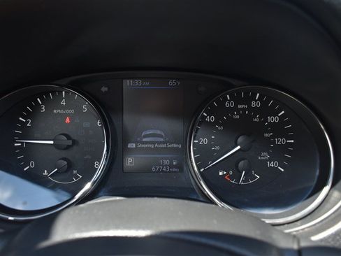 Used 2019 Nissan Rogue Sport SV w/ Technology Package AWD/4WD image 14