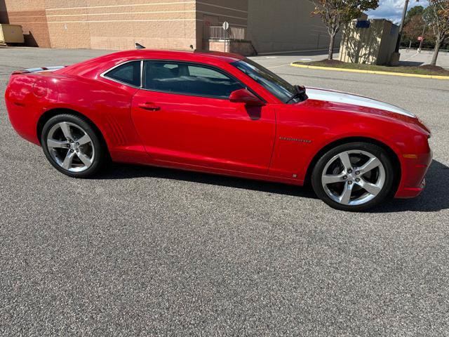 Used 2010 Chevrolet Camaro SS w/ White Stripe Package RWD image 35