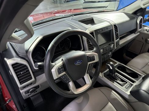 Used 2020 Ford F150 Lariat w/ Equipment Group 502A Luxury AWD/4WD image 18