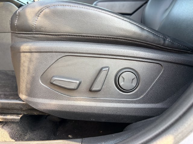 Certified 2024 Kia Sportage EX FWD image 4