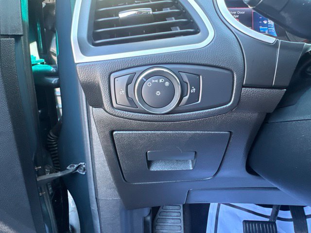 Used 2016 Ford Edge SEL w/ Equipment Group 201A AWD/4WD image 15