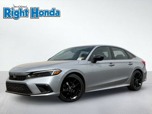 Used 2024 Honda Civic Sport image 2
