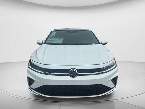 New 2026 Volkswagen Jetta SE image 8