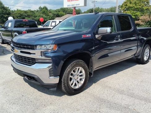 Used 2021 Chevrolet Silverado 1500 LT AWD/4WD image 1