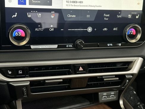 Certified 2025 Lexus RX 350 AWD w/ Convenience Package image 23