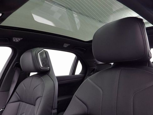 New 2026 BMW 760i xDrive w/ Executive Package image 14