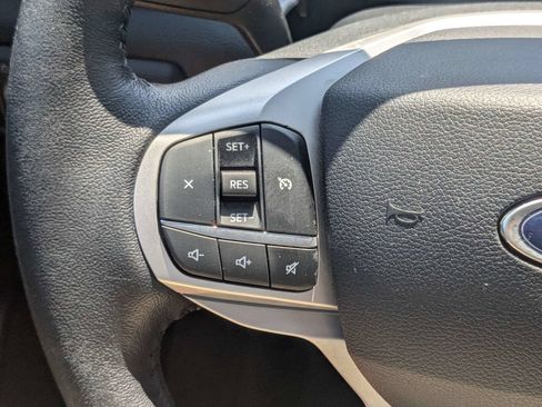Used 2021 Ford Explorer XLT RWD image 27