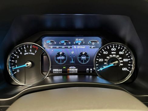 Used 2021 Ford Expedition Limited w/ Equipment Group 302A AWD/4WD image 11