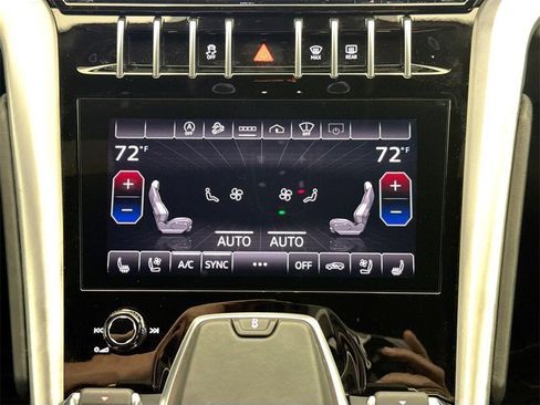 Used 2023 Lamborghini Urus S image 16