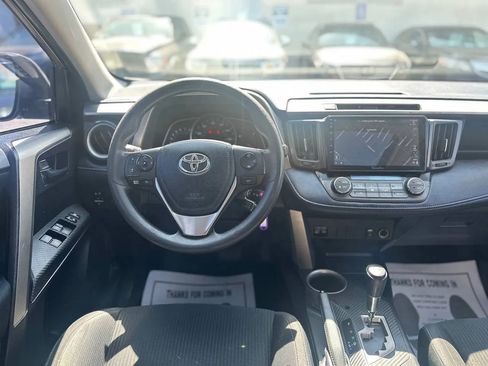 Used 2014 Toyota RAV4 XLE image 32