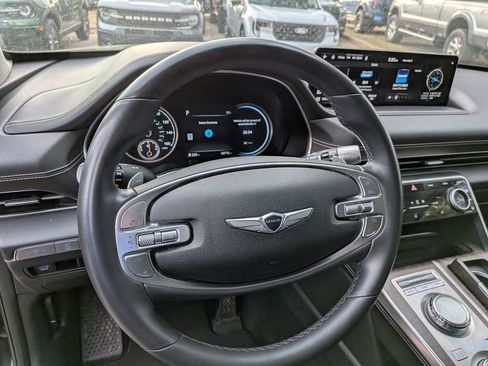 Used 2024 Genesis GV80 2.5T AWD/4WD image 13