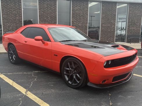 Used 2023 Dodge Challenger R/T w/ Blacktop Package image 5