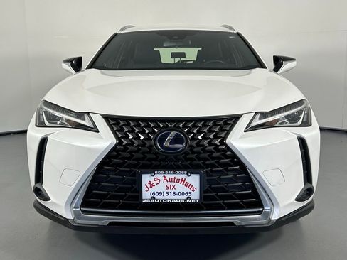 Used 2021 Lexus UX 250h image 2
