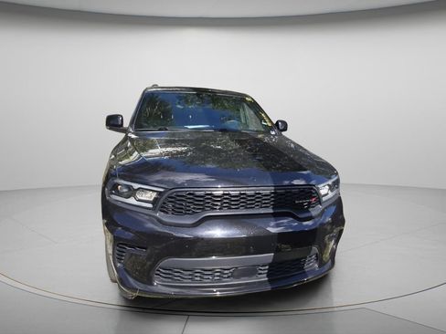 Used 2024 Dodge Durango GT AWD/4WD image 3