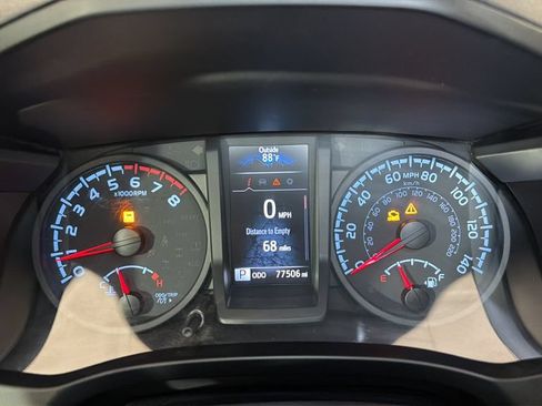 Used 2021 Toyota Tacoma SR w/ SR Convenience Package RWD image 28