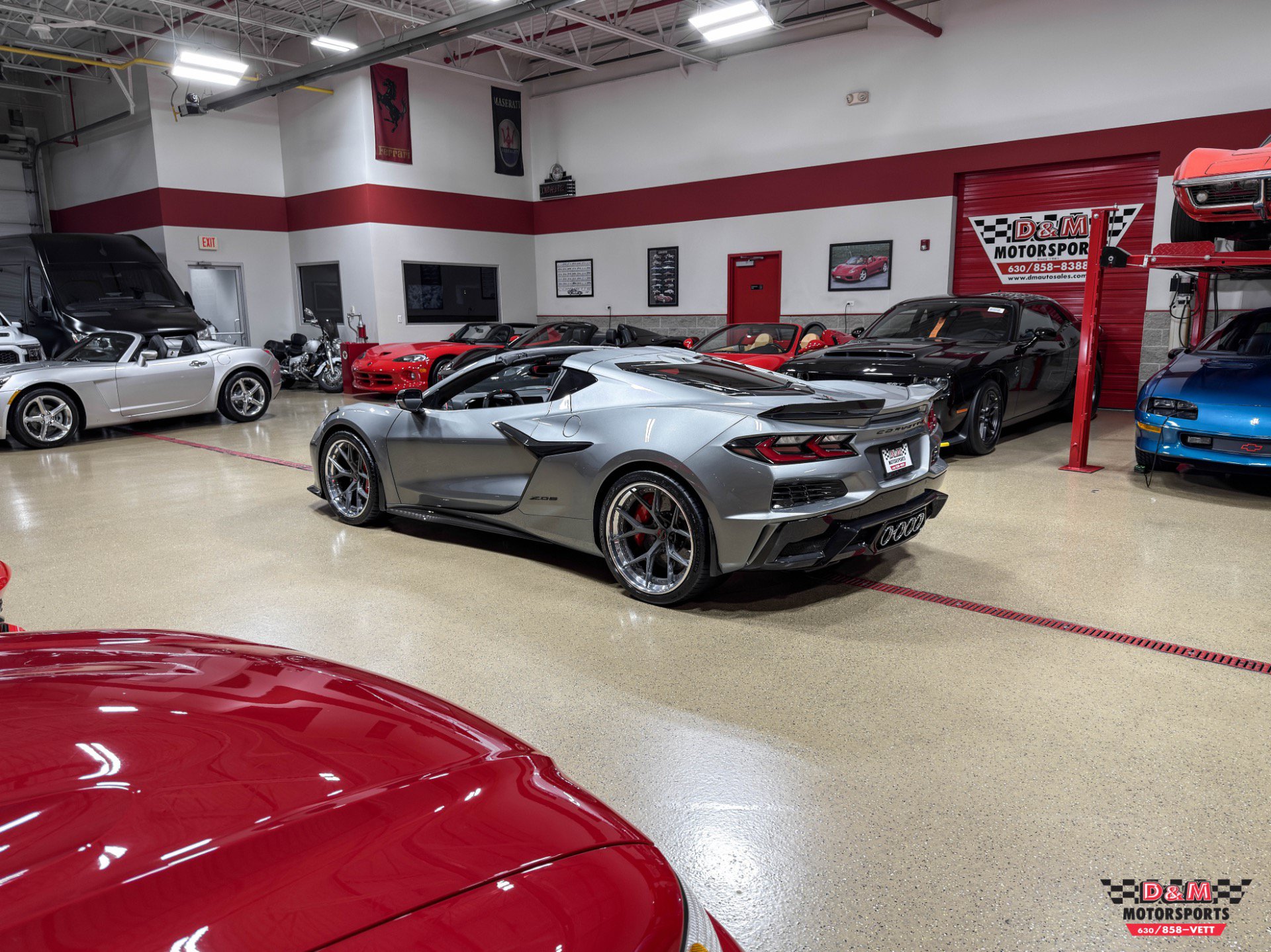 Used 2024 Chevrolet Corvette Z06 RWD image 43