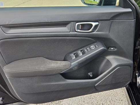 Used 2025 Honda Civic LX image 10