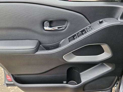 Certified 2022 Nissan Frontier SV RWD image 16