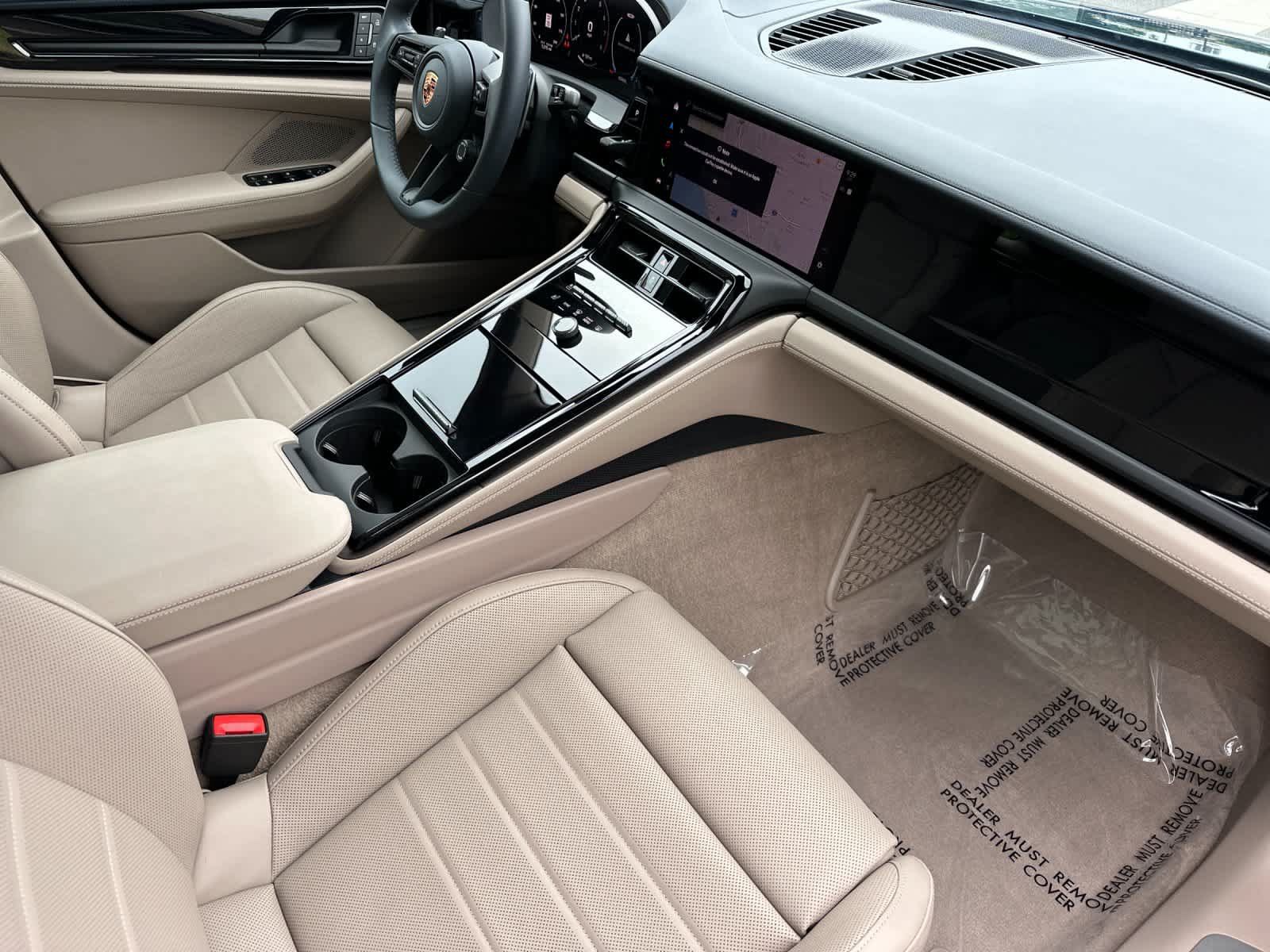 Certified 2026 Porsche Panamera 4 AWD/4WD image 17