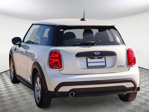 Used 2024 MINI Cooper 2-Door Hardtop FWD image 8