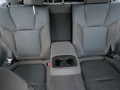 Used 2025 Subaru Forester Premium AWD/4WD image 13