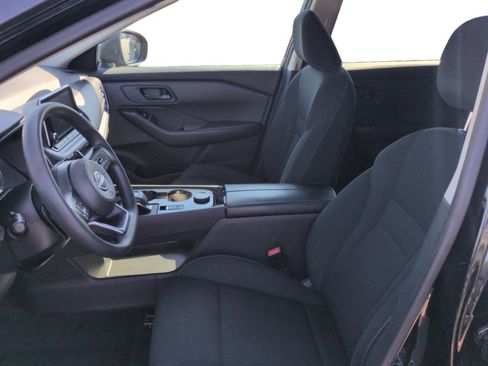 Used 2024 Nissan Rogue S AWD/4WD image 14