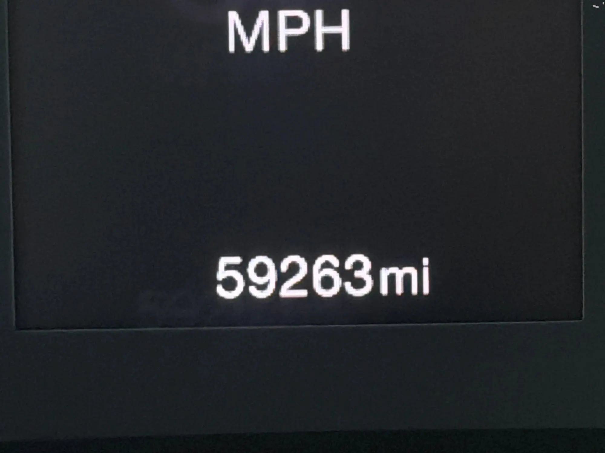 Used 2019 Jeep Renegade Latitude w/ Safety & Security Group II FWD image 25