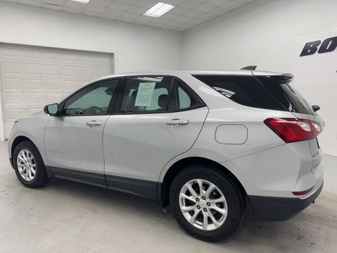 Used 2018 Chevrolet Equinox LS FWD image 7