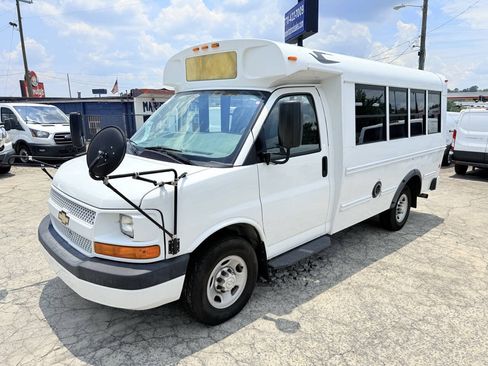 Used 2014 Chevrolet Express 3500 w/ School Bus Package RWD image 6