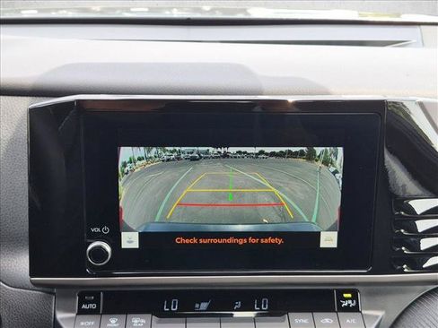 Used 2026 Toyota Camry SE FWD image 14