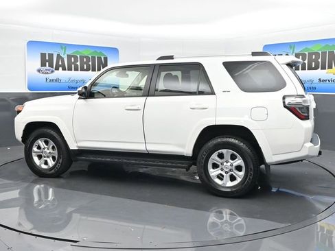 Used 2024 Toyota 4Runner SR5 image 3