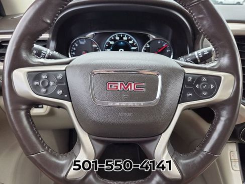 Used 2019 GMC Acadia Denali w/ Technology Package FWD image 32