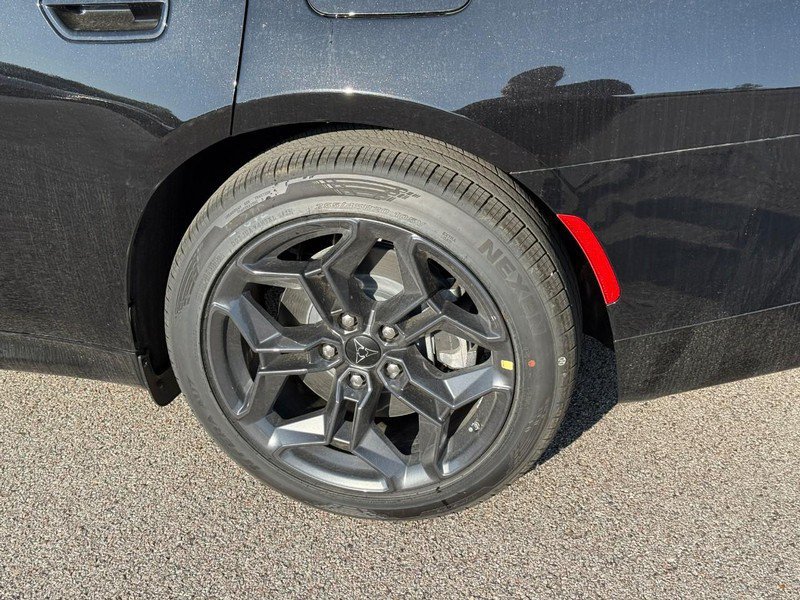 New 2026 Dodge Charger R/T w/ Driver Convenience Group AWD/4WD image 4