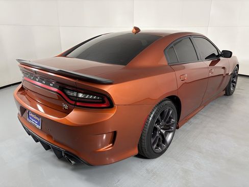 Used 2022 Dodge Charger Scat Pack w/ Driver Convenience Group image 11