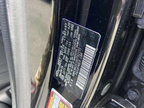 Certified 2024 Hyundai Elantra SEL FWD image 17