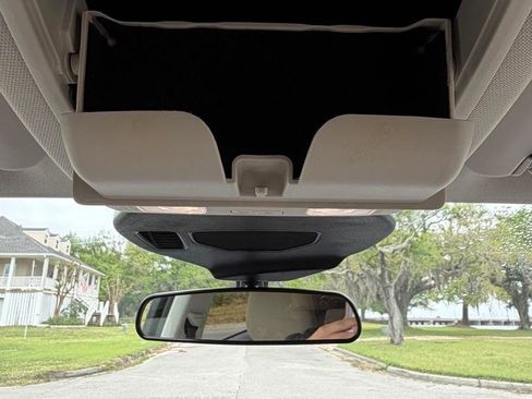 Used 2022 Ford Escape SE image 24