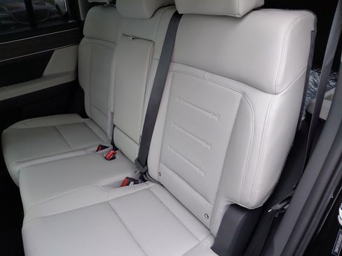 New 2026 Hyundai Santa Fe Limited image 30