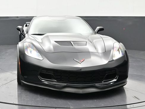 Used 2019 Chevrolet Corvette Z06 RWD image 8