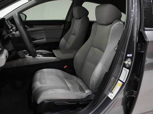 Used 2018 Honda Accord LX image 23