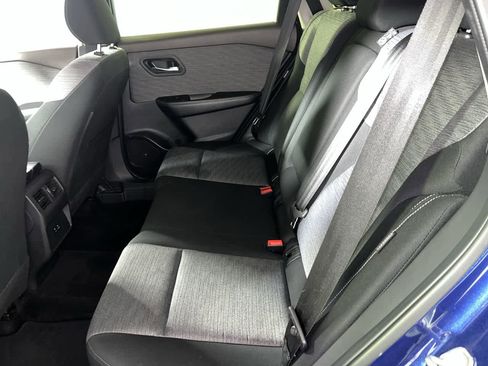 Used 2023 Nissan Rogue SV image 26