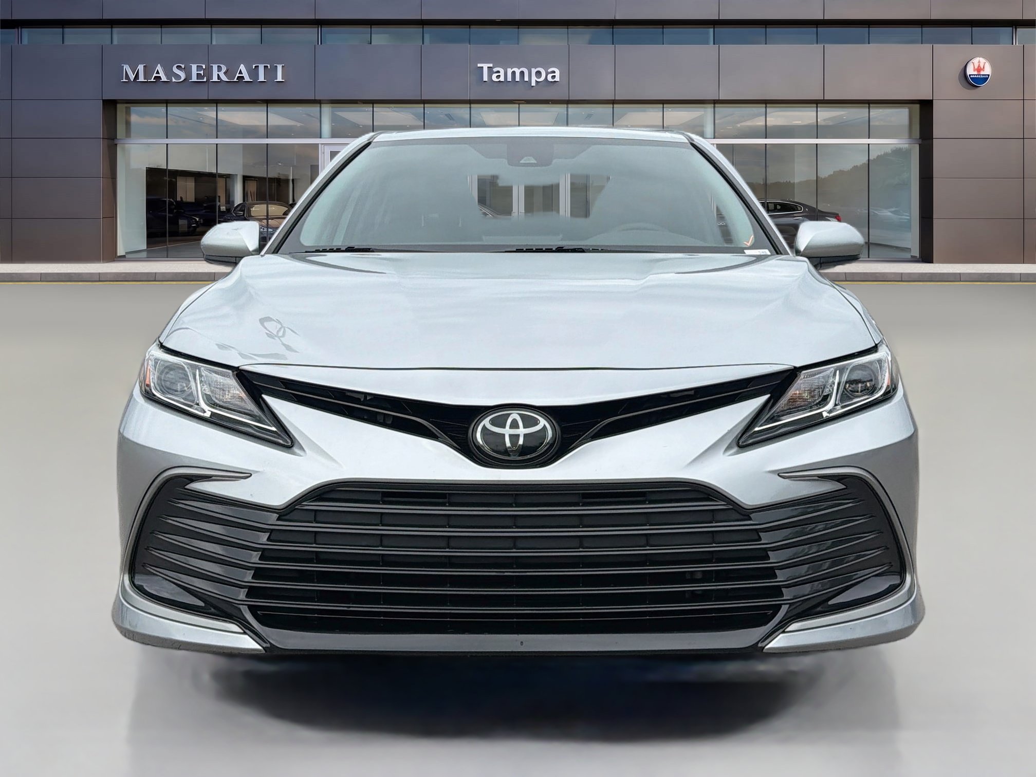 Used 2024 Toyota Camry LE FWD image 8