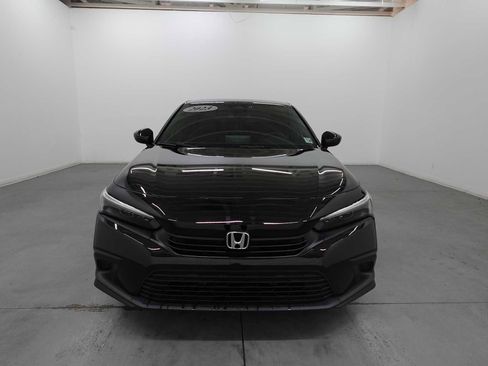 Used 2023 Honda Civic Sport image 2