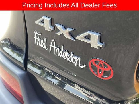 Used 2022 Jeep Cherokee Latitude Lux AWD/4WD image 11