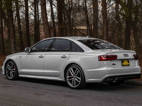 Used 2017 Audi S6 Prestige w/ S6 Sport Package image 51