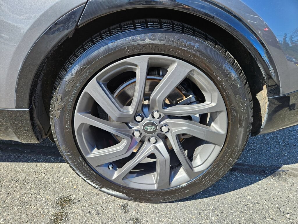 Used 2018 Land Rover Discovery HSE AWD/4WD image 8
