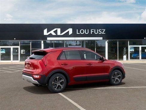 New 2026 Kia Niro EX FWD image 6