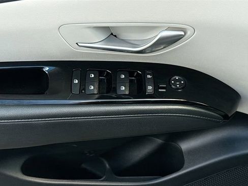 Used 2022 Hyundai Tucson SEL w/ Convenience + Premium Package image 17